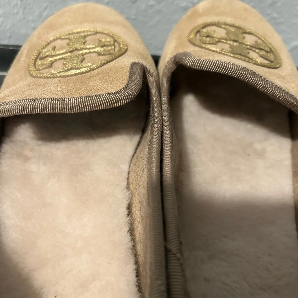 Tory Burch Billy Real Suede Shearling Slippers Logo 8 - Picture 9 of 12
